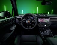 2022 Porsche Macan GTS with Sport Package - Interior, Cockpit Wallpaper 190x150
