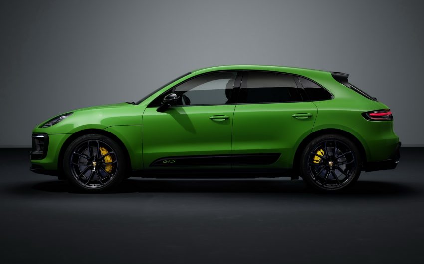 2022 Porsche Macan GTS with Sport Package - Side Wallpaper 850x530 #40