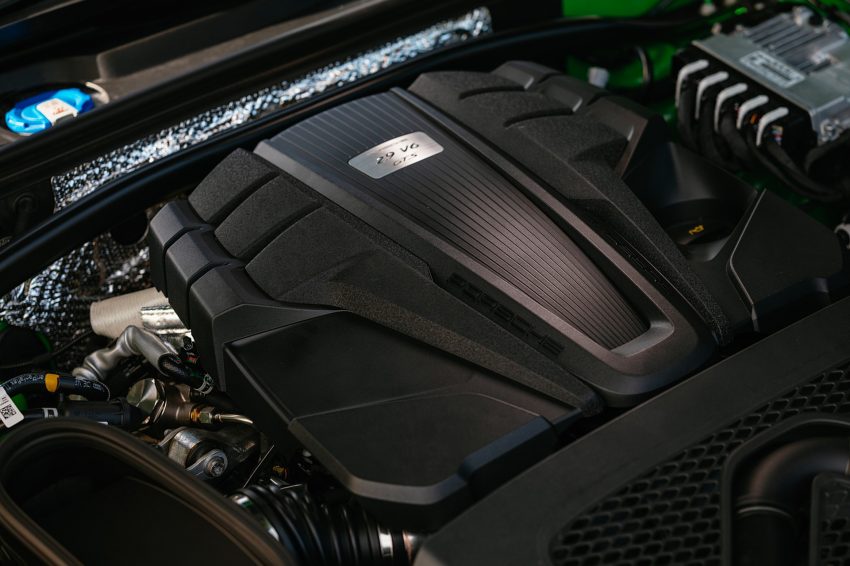 2022 Porsche Macan GTS with Sport package - Engine Wallpaper 850x566 #172