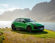 2022 Porsche Macan GTS with Sport package - Front Three-Quarter Wallpaper 190x150