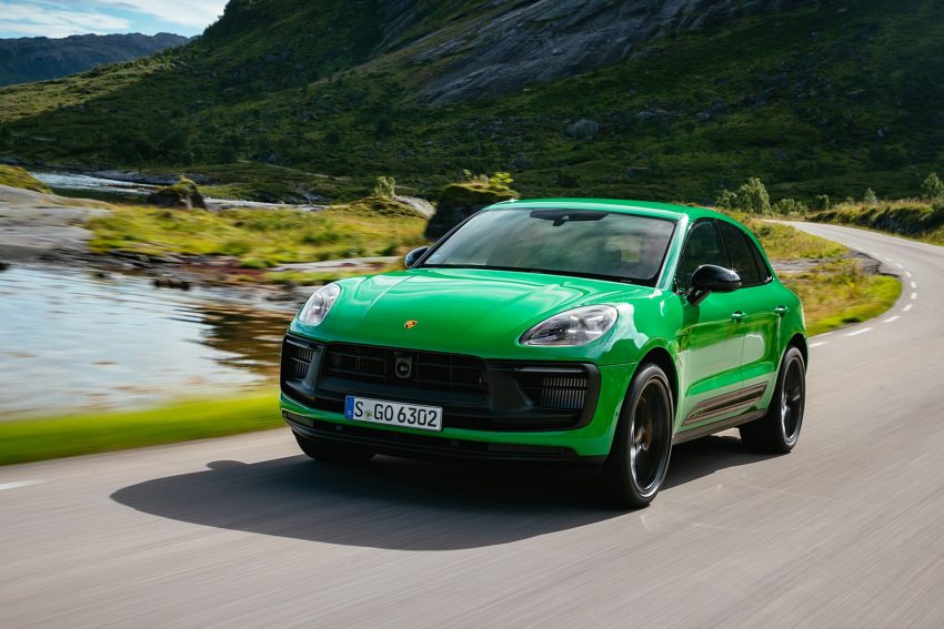 2022 Porsche Macan GTS with Sport package - Front Wallpaper 850x567 #115