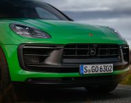 2022 Porsche Macan GTS with Sport package - Front Wallpaper 190x150