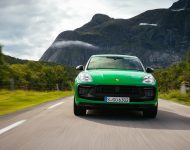 2022 Porsche Macan GTS with Sport package - Front Wallpaper 190x150