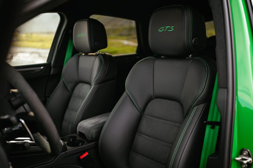 2022 Porsche Macan GTS with Sport package - Interior, Front Seats Wallpaper 850x566 #187
