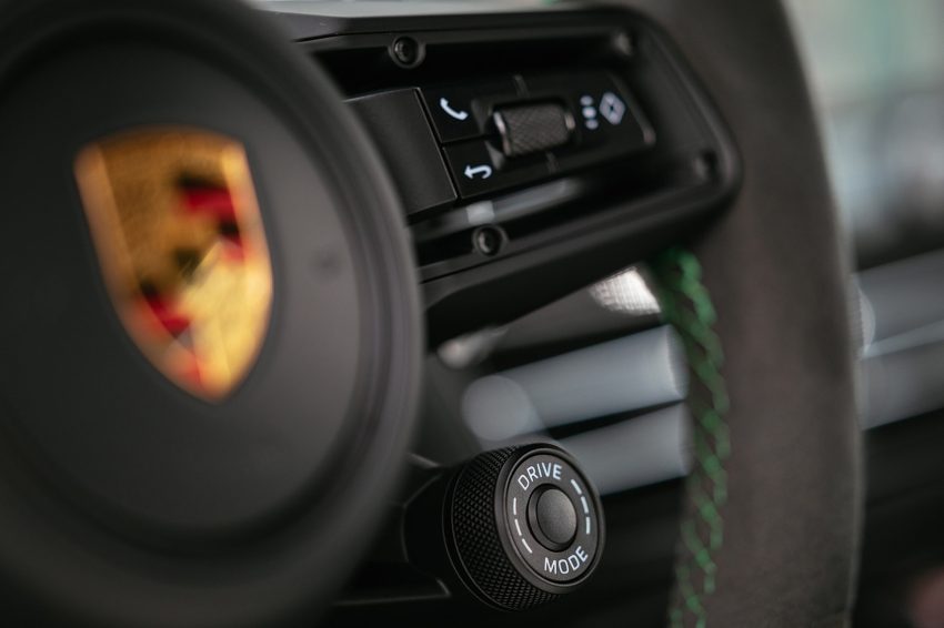 2022 Porsche Macan GTS with Sport package - Interior, Steering Wheel Wallpaper 850x566 #176