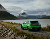 2022 Porsche Macan GTS with Sport package - Rear Three-Quarter Wallpaper 190x150