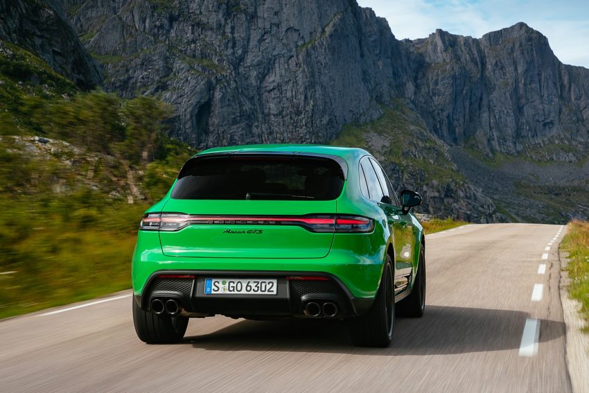 2022 Porsche Macan GTS with Sport package - Rear Wallpaper 850x567 #112