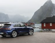 2022 Porsche Macan - Rear Three-Quarter Wallpaper 190x150