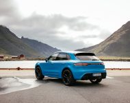 2022 Porsche Macan - Rear Three-Quarter Wallpaper 190x150