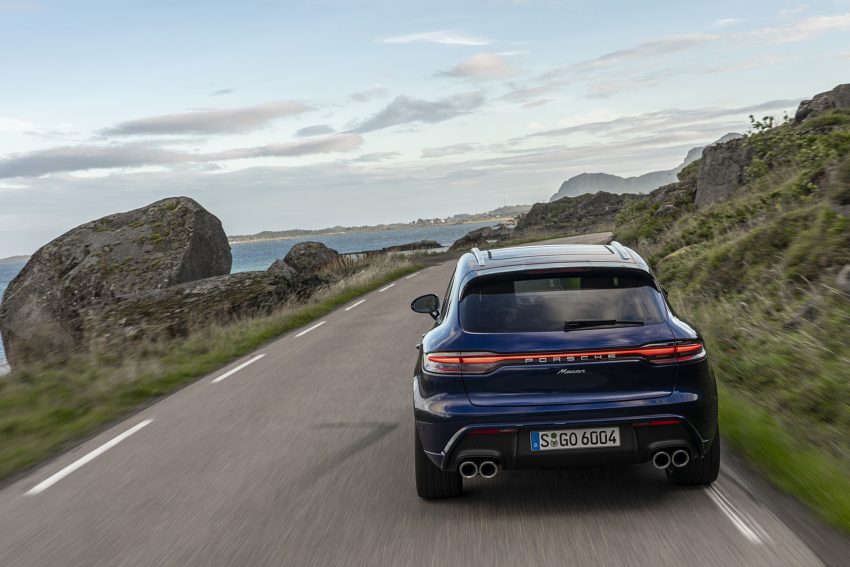 2022 Porsche Macan - Rear Wallpaper 850x567 #48