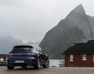 2022 Porsche Macan - Rear Wallpaper 190x150