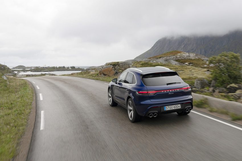 2022 Porsche Macan - Rear Wallpaper 850x567 #40