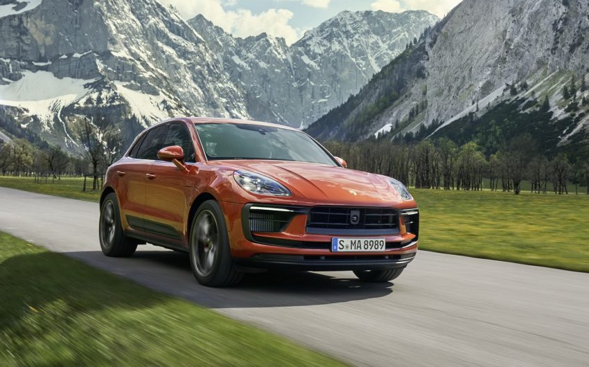 2022 Porsche Macan S - Front Three-Quarter Wallpaper 850x530 #83