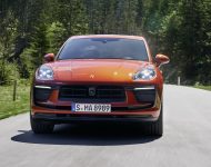 2022 Porsche Macan S - Front Wallpaper 190x150