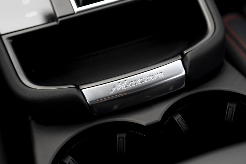 2022 Porsche Macan S - Interior, Detail Wallpaper 850x566 #78