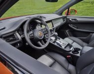 2022 Porsche Macan S - Interior Wallpaper 190x150