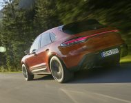 2022 Porsche Macan S - Rear Three-Quarter Wallpaper 190x150