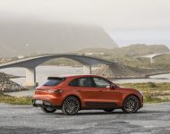 2022 Porsche Macan S - Rear Three-Quarter Wallpaper 190x150