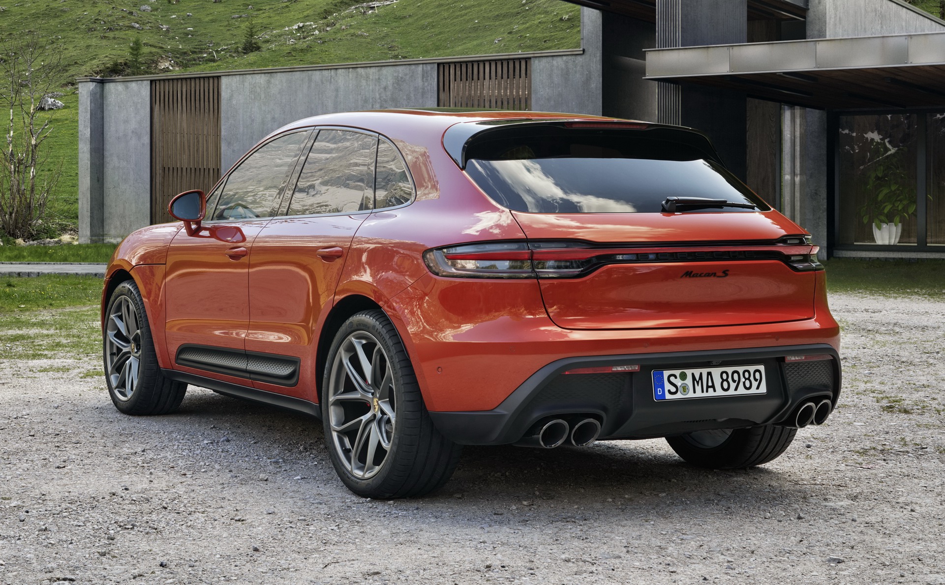 Download 2022 Porsche Macan S - Rear Three-Quarter HD Wallpaper 1921x1190 #91