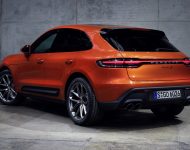 2022 Porsche Macan S - Rear Three-Quarter Wallpaper 190x150