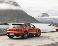2022 Porsche Macan S - Rear Three-Quarter Wallpaper 190x150