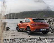 2022 Porsche Macan S - Rear Three-Quarter Wallpaper 190x150
