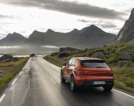 2022 Porsche Macan S - Rear Wallpaper 190x150