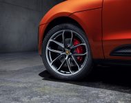 2022 Porsche Macan S - Wheel Wallpaper 190x150