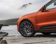 2022 Porsche Macan S - Wheel Wallpaper 190x150