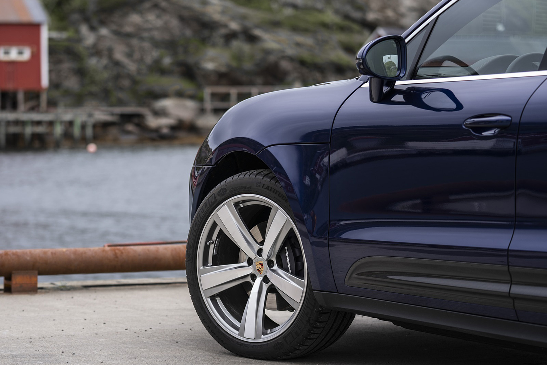 Download 2022 Porsche Macan - Wheel HD Wallpaper 1921x1280 #69