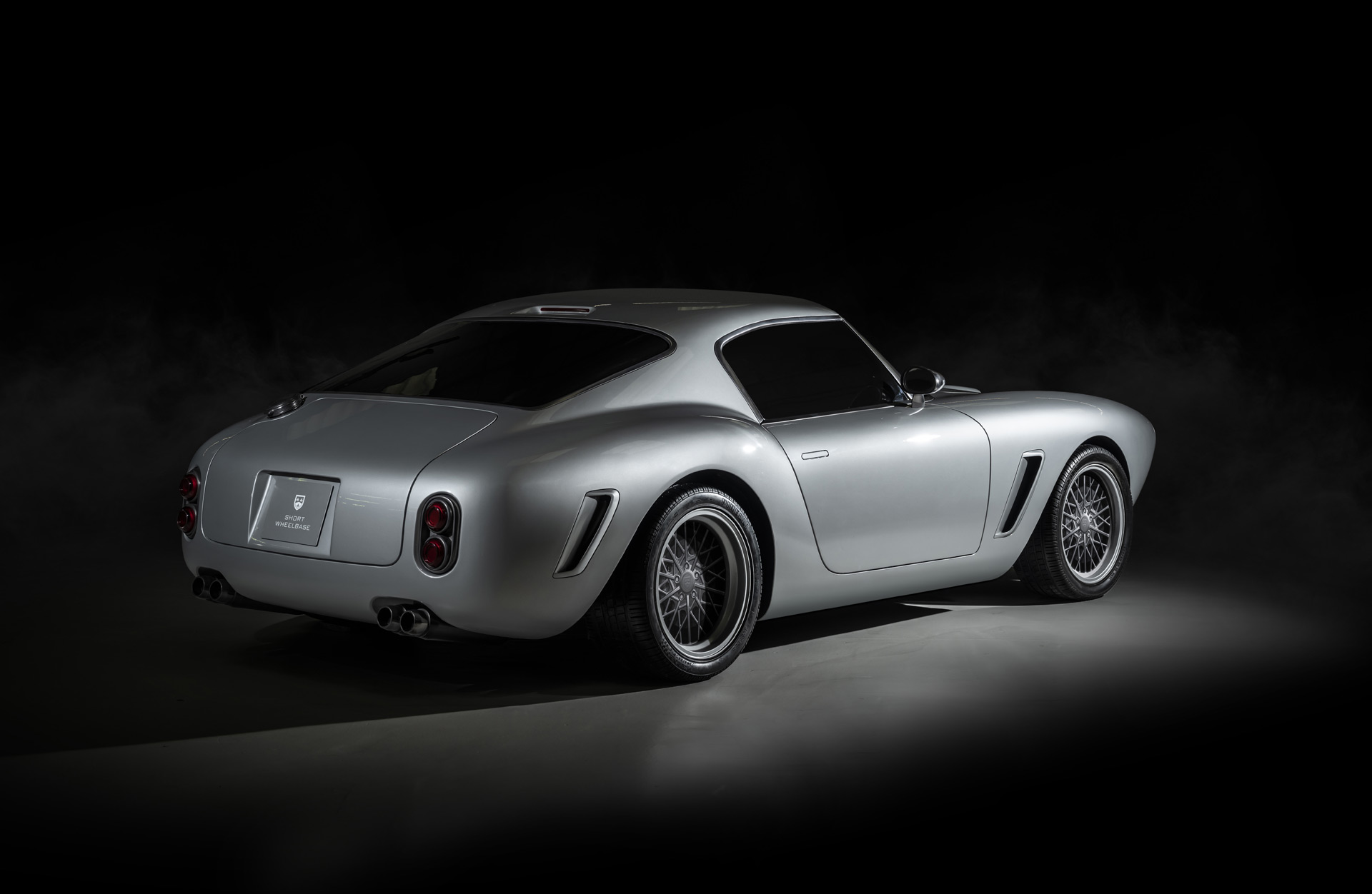 Download 2022 RML Short Wheelbase - Rear Three-Quarter HD Wallpaper 1920x1252 #16