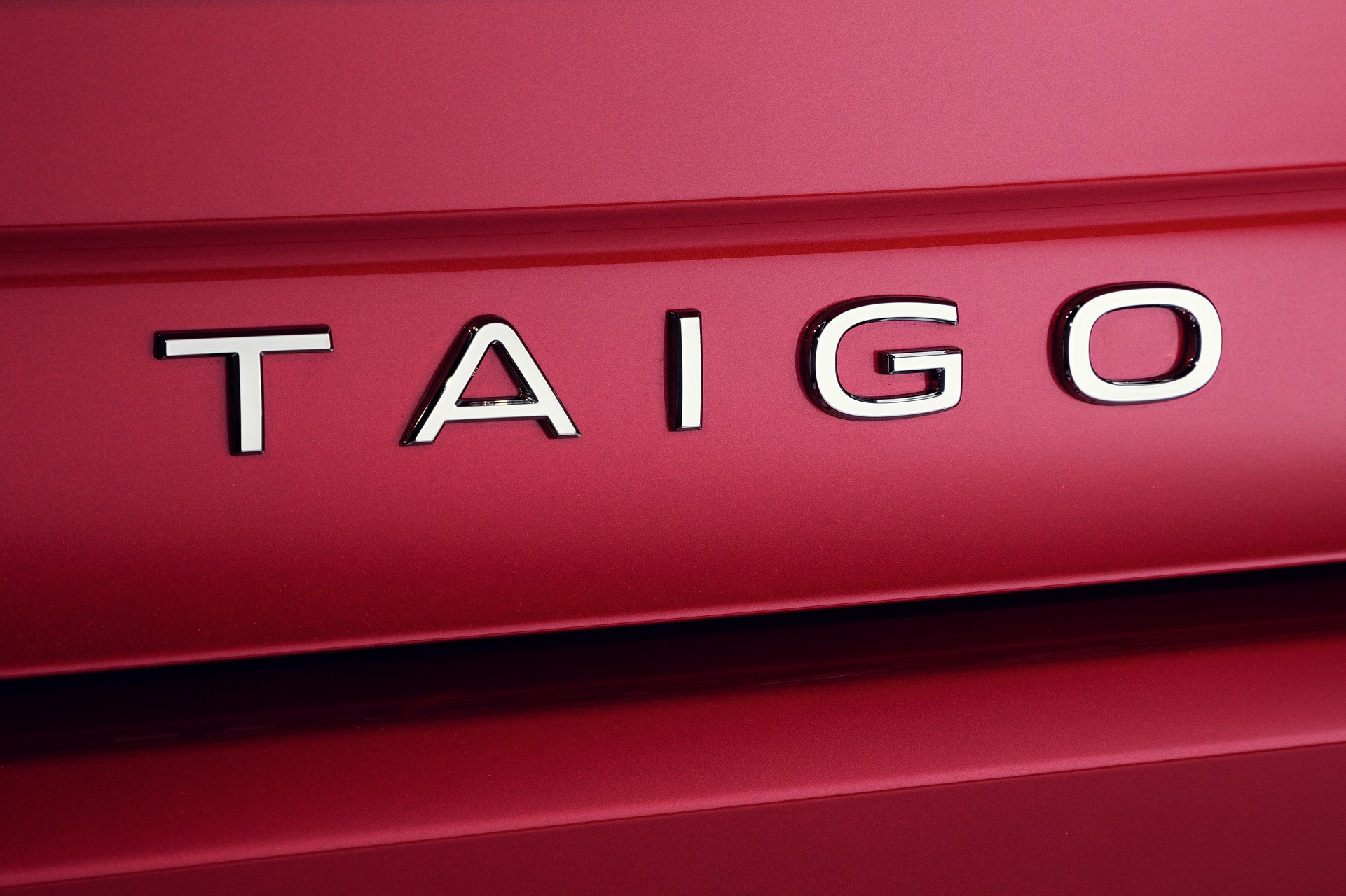 Download 2022 Volkswagen Taigo R-Line - Badge HD Wallpaper 1921x1280 #8