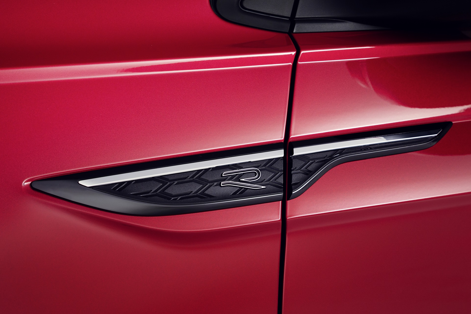 Download 2022 Volkswagen Taigo R-Line - Detail HD Wallpaper 1921x1281 #11