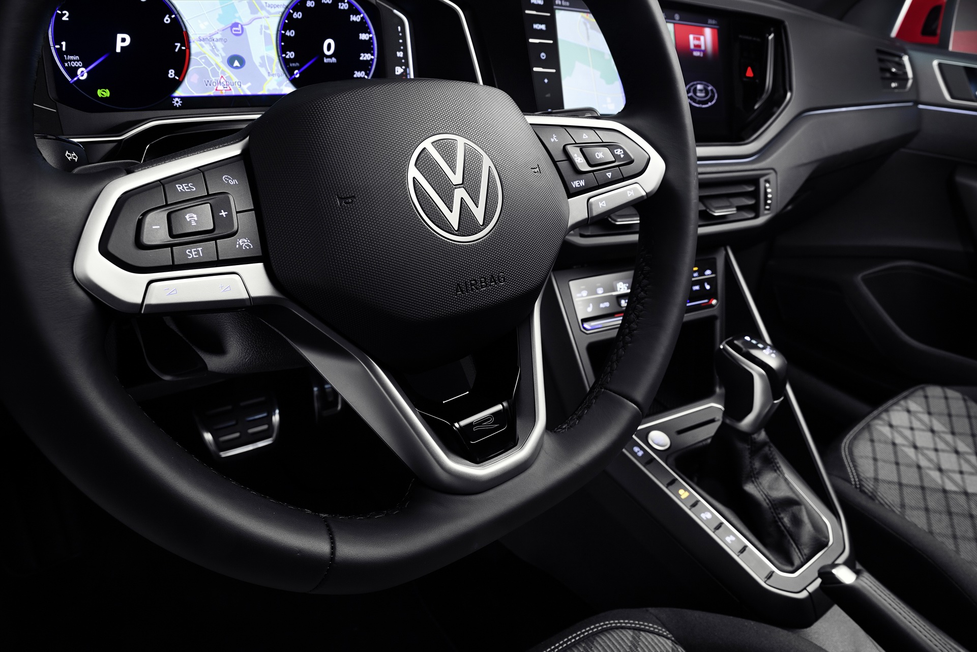 Download 2022 Volkswagen Taigo R-Line - Interior, Steering Wheel HD Wallpaper 1921x1281 #16