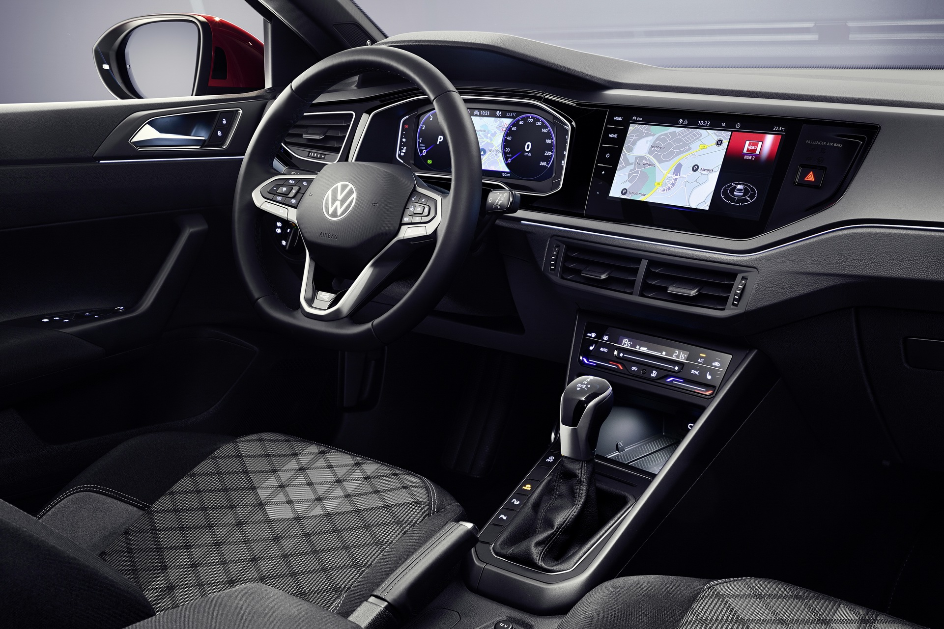 Download 2022 Volkswagen Taigo R-Line - Interior HD Wallpaper 1921x1281 #14