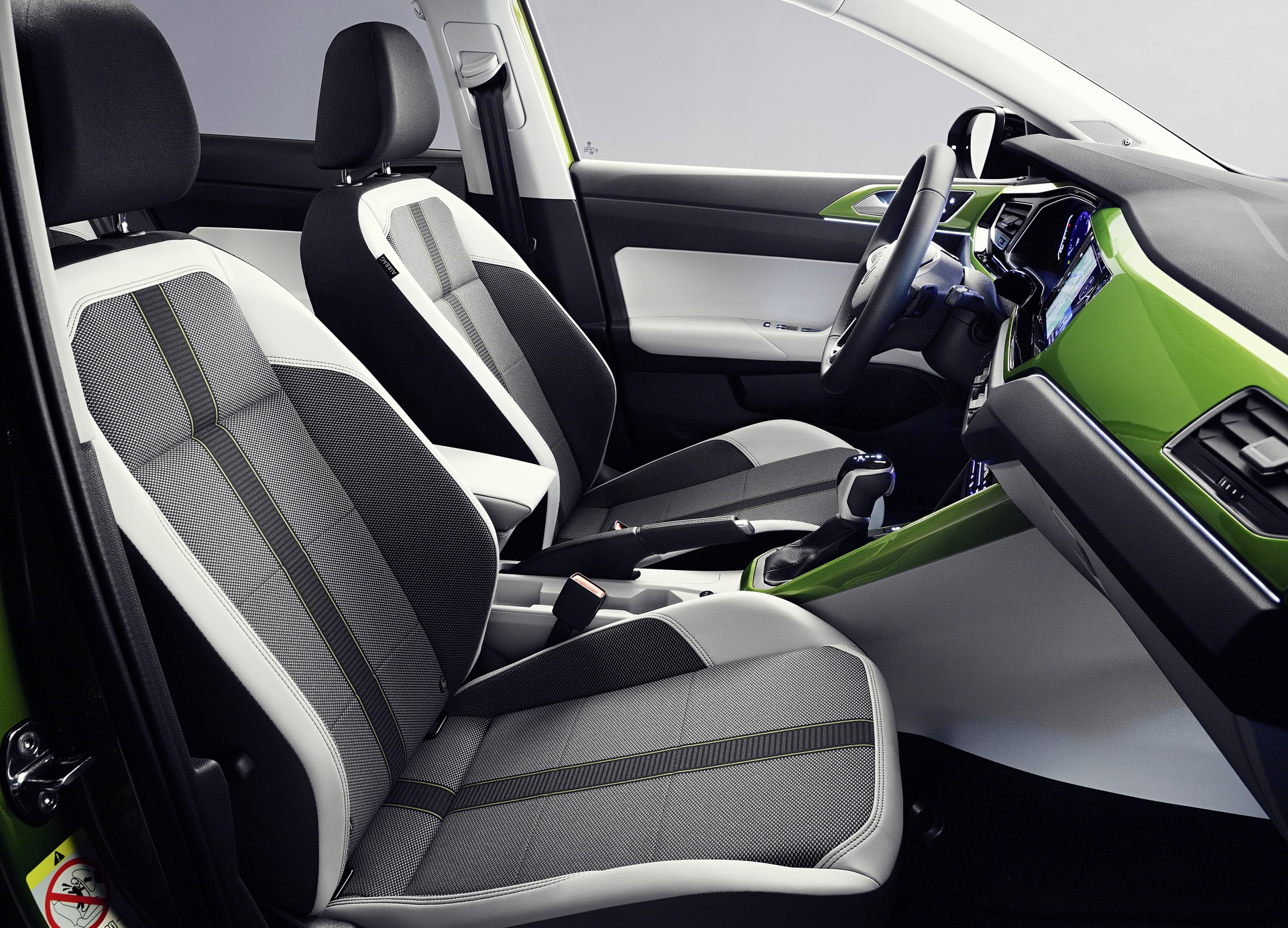 Download 2022 Volkswagen Taigo Style - Interior HD Wallpaper 1921x1384 #29