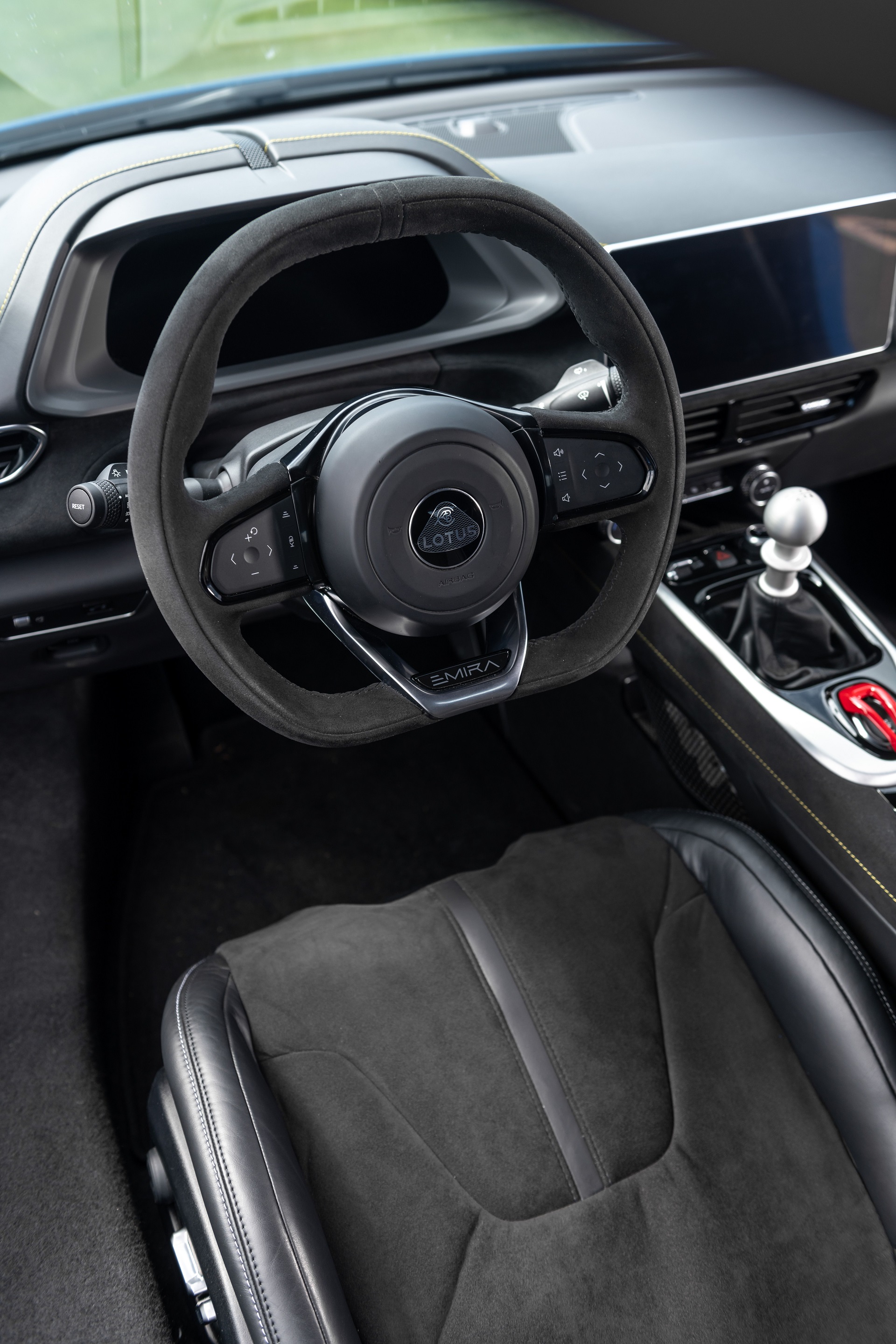 Download 2023 Lotus Emira - Interior HD Phone Wallpaper 1920x2880 #17