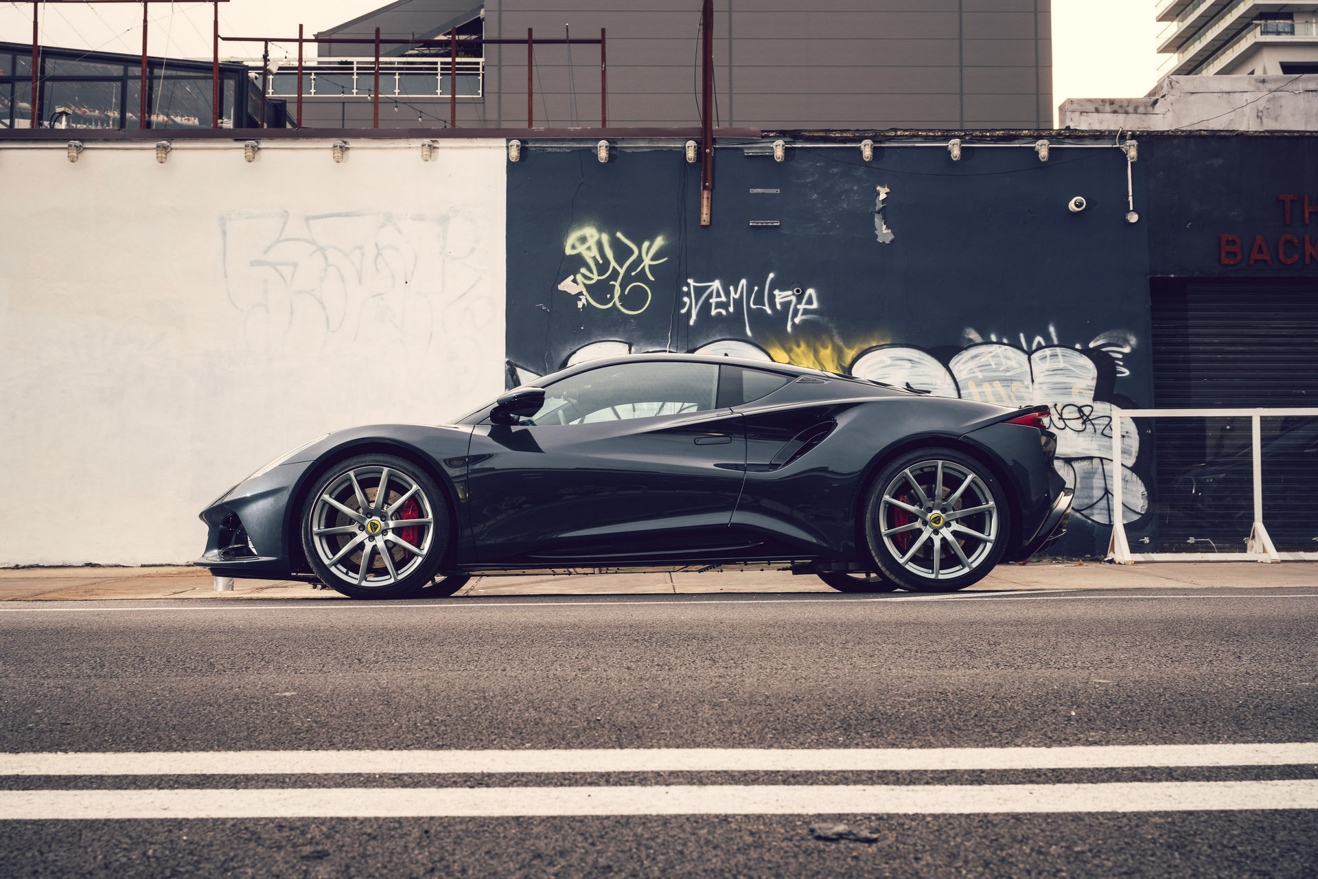 Download 2023 Lotus Emira - Side HD Wallpaper 1920x1280 #58
