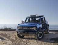 Download 2021 Ford Bronco Riptide Concept HD Wallpapers