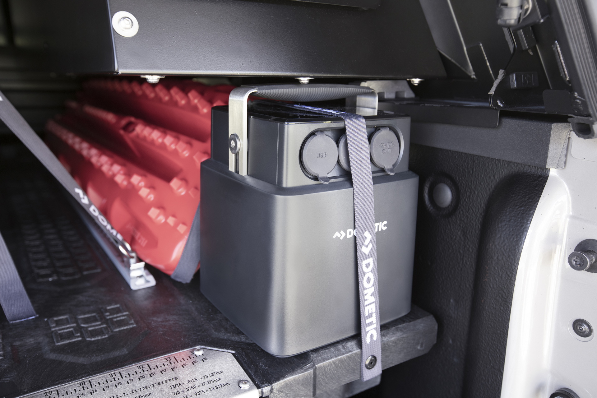 Download 2021 GMC Canyon AT4 OVRLANDX Concept - Trunk HD Wallpaper 1920x1280 #20