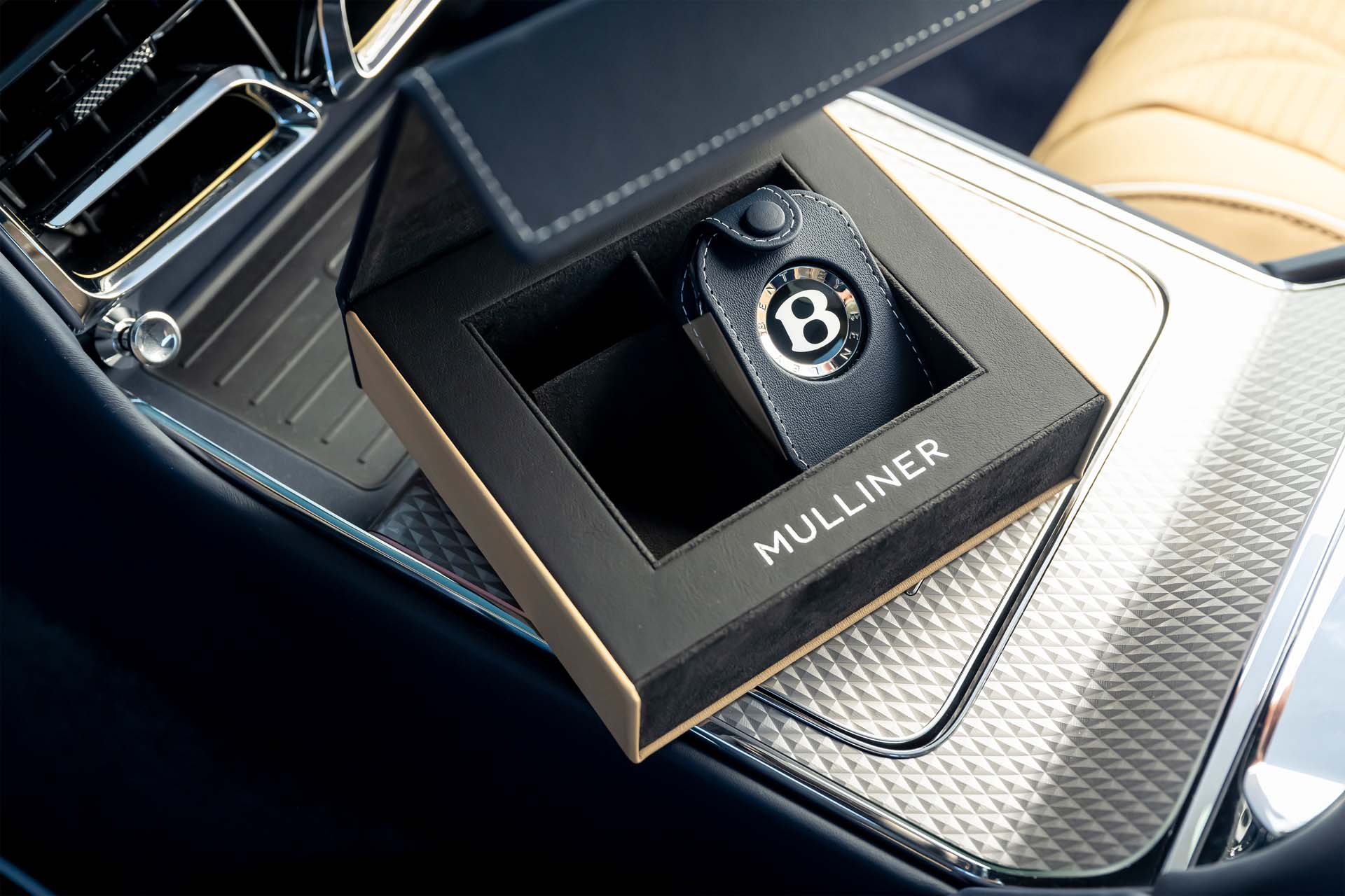 Download 2022 Bentley Flying Spur Mulliner - Central Console HD Wallpaper 1920x1280 #17