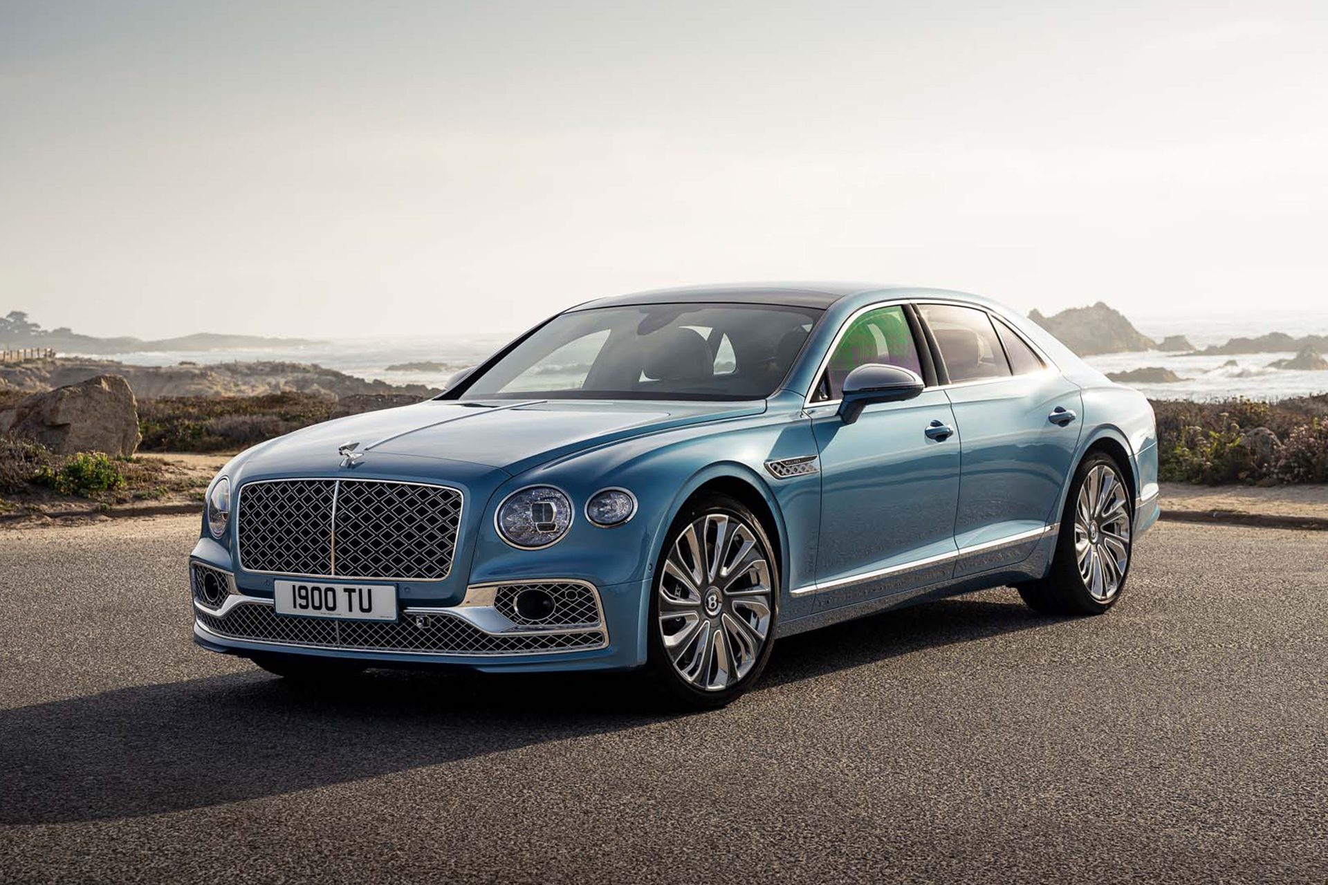 Download 2022 Bentley Flying Spur Mulliner - Front Three-Quarter HD Wallpaper 1920x1280 #1