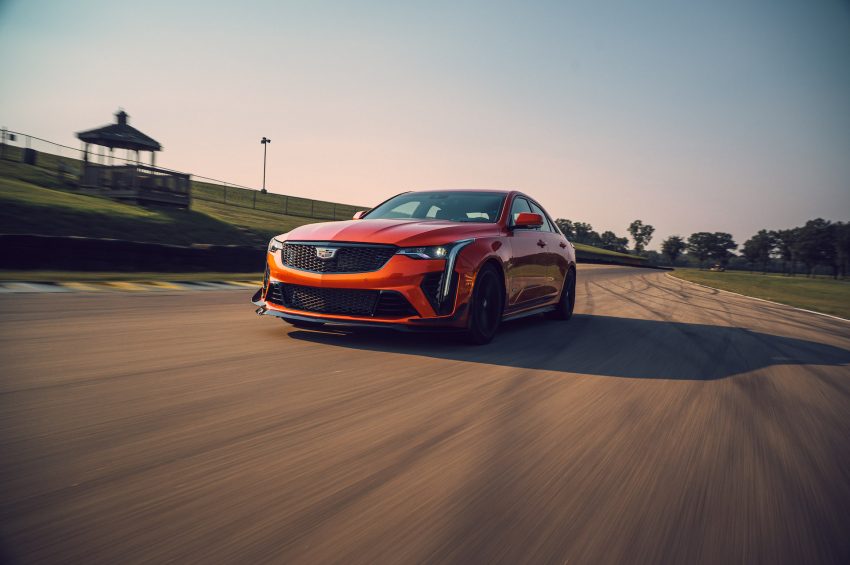 2022 Cadillac CT4-V Blackwing - Front Three-Quarter HD Wallpapers 850x565 #17 2022 Cadillac CT4-V Blackwing - Front Three-Quarter Wallpaper 850x565 #17