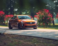 2022 Cadillac CT4-V Blackwing - Front Three-Quarter Wallpaper 190x150