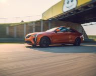 2022 Cadillac CT4-V Blackwing - Front Three-Quarter Wallpaper 190x150