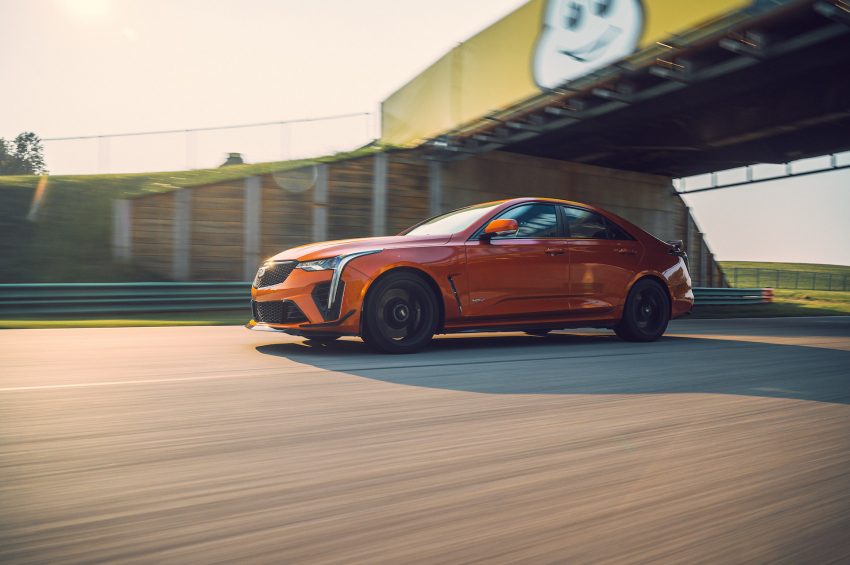 2022 Cadillac CT4-V Blackwing - Front Three-Quarter HD Wallpapers 850x565 #11 2022 Cadillac CT4-V Blackwing - Front Three-Quarter Wallpaper 850x565 #11