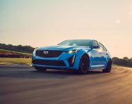 2022 Cadillac CT5-V Blackwing - Front Three-Quarter Wallpaper 190x150