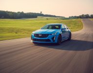 2022 Cadillac CT5-V Blackwing - Front Three-Quarter Wallpaper 190x150