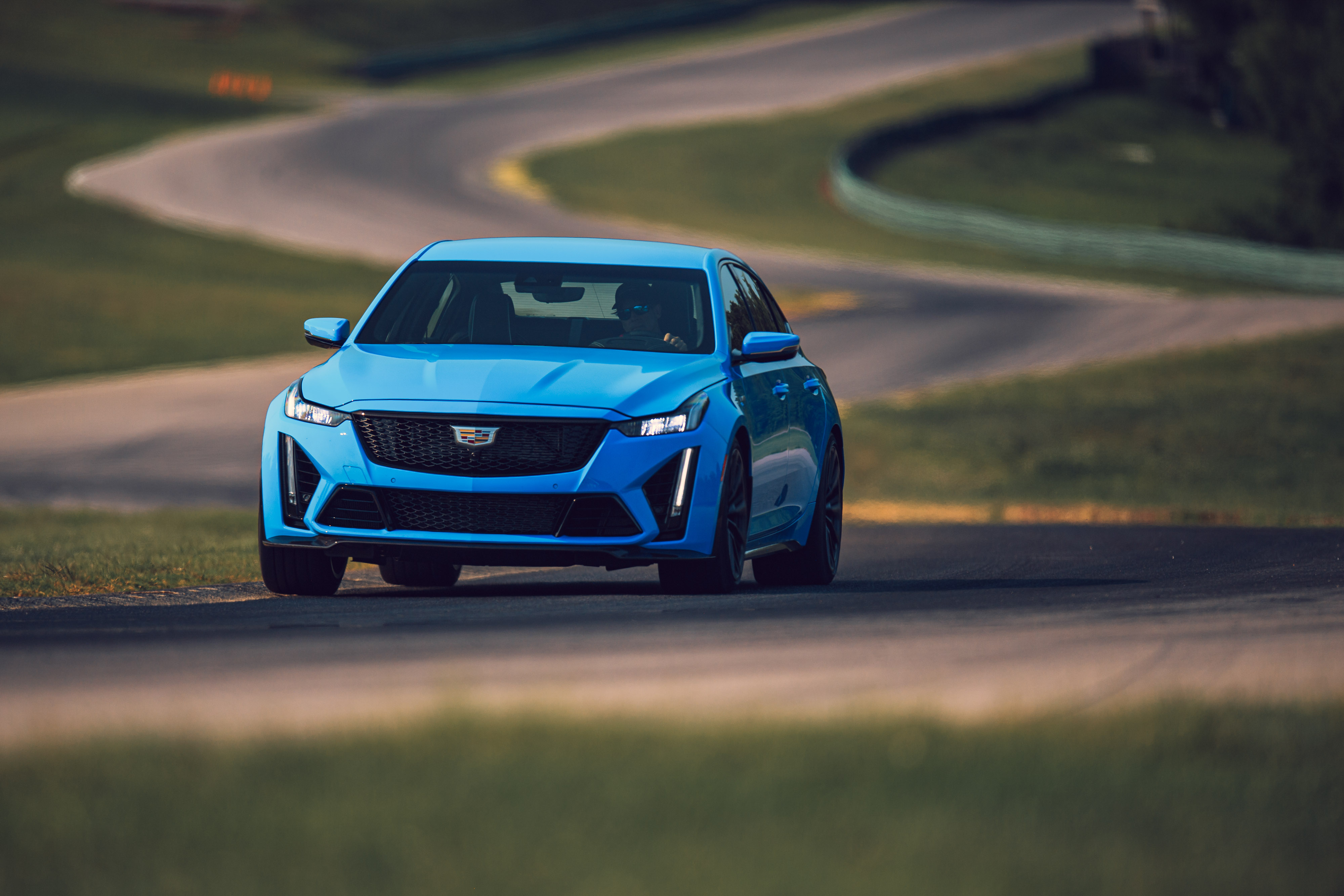 Download 2022 Cadillac CT5-V Blackwing - Front HD Wallpaper 4000x2667 #37