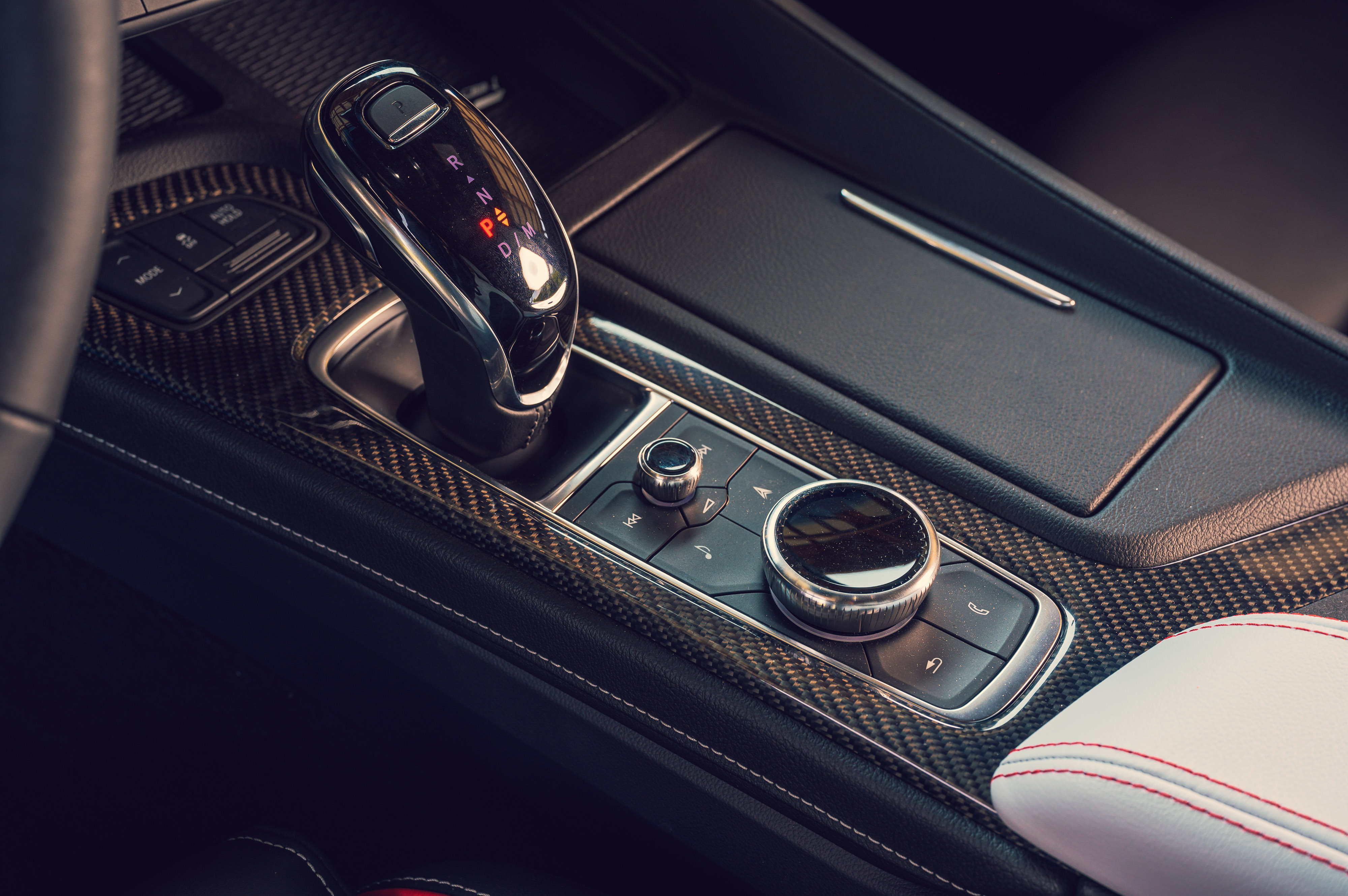 Download 2022 Cadillac CT5-V Blackwing - Interior, Detail HD Wallpaper 4000x2661 #51